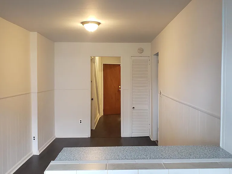22 King St #1 — Photo 2