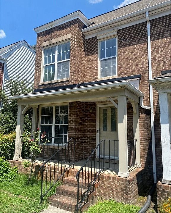 1st image of 810 Catherine St