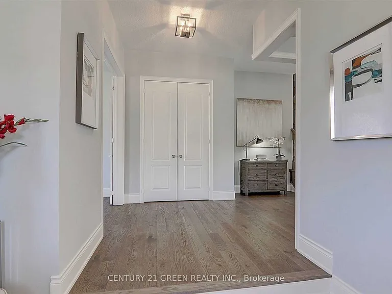 3276 Meadow Marsh Cres — Photo 5