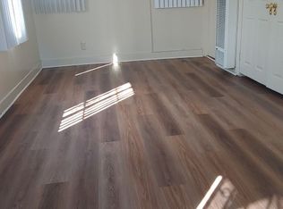 10517 3/4 S Budlong Ave, Los Angeles, CA 90044