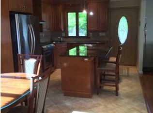 33 Natick St, Staten Island, NY 10306