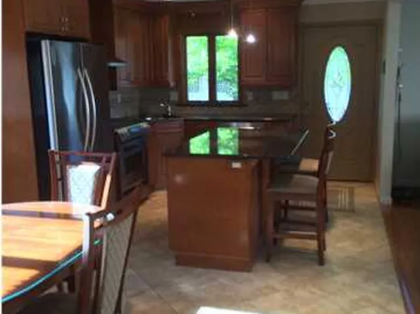 33 Natick St, Staten Island, NY 10306
