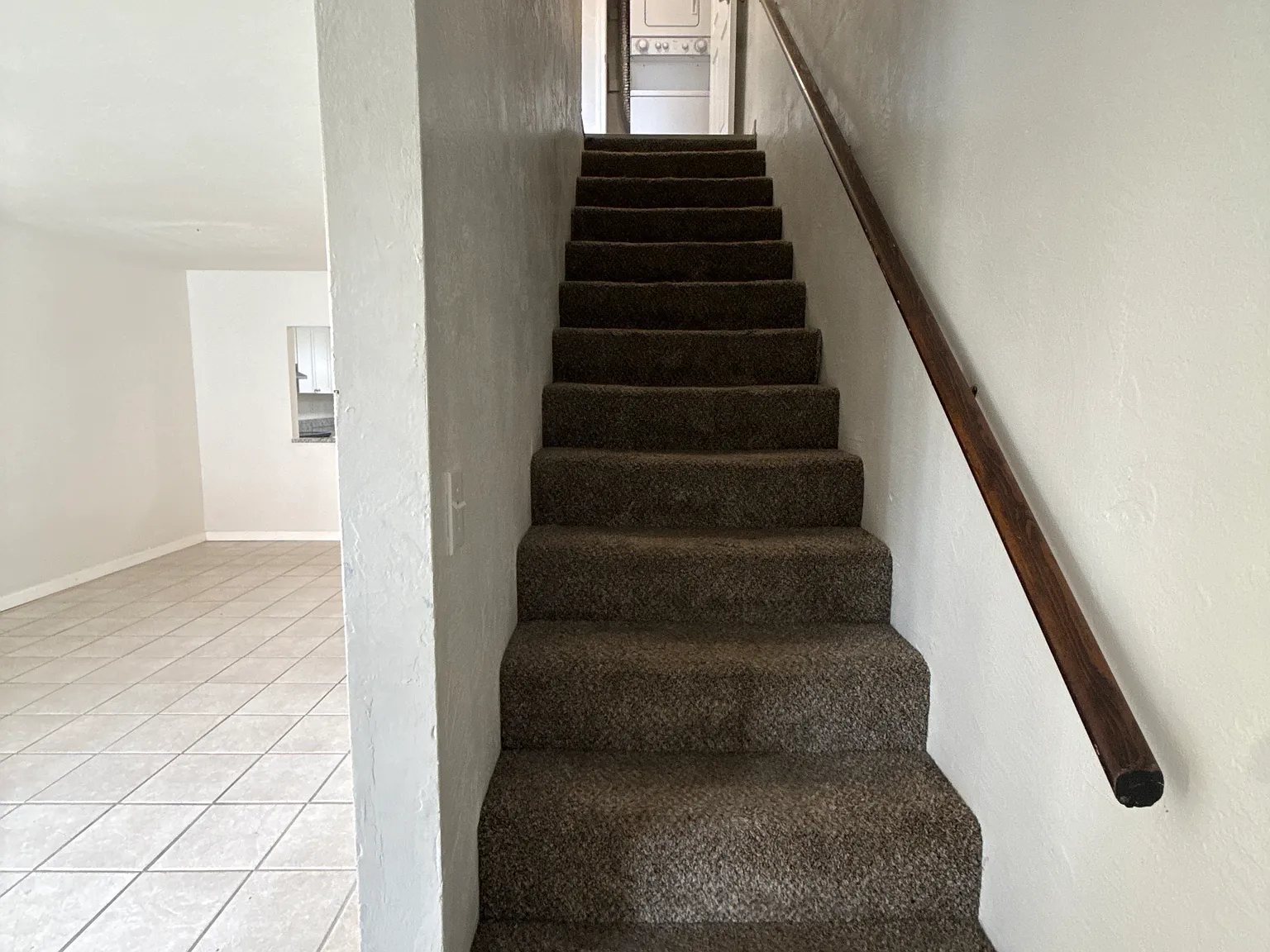 2 bed, 1.5 bath, 1024 sqft, $1,500 — Photo 3