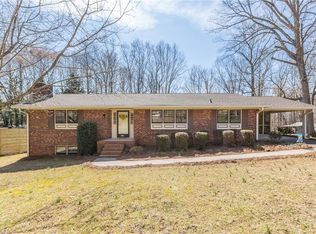 529 Westwin Dr, Winston Salem, NC 27104