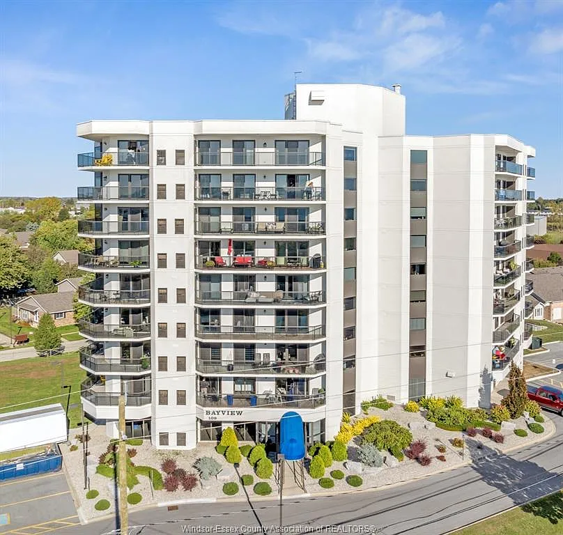 109 Robson Rd #201 photo 1