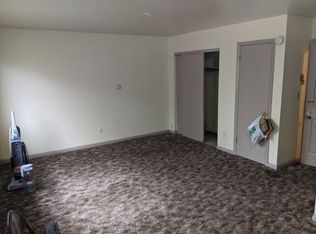 3401 W Wells St #9, Milwaukee, WI 53208