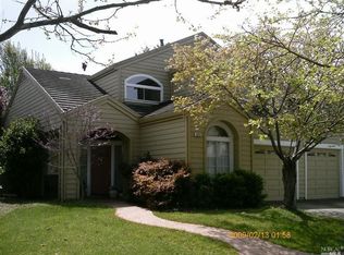 1622 Zinfandel Dr, Petaluma, CA