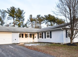 89 Triangle Ln, Willingboro, NJ 08046