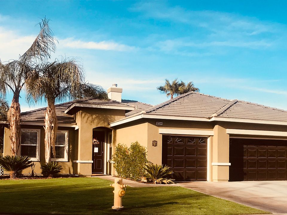 1st image of 82544 Hughes Dr