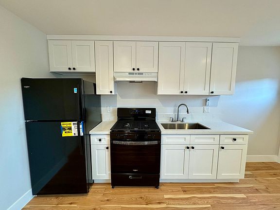 4th image of 3961 Howard Ave #3969