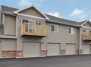 3422 E Paris Way APT 5, Appleton, WI 54913