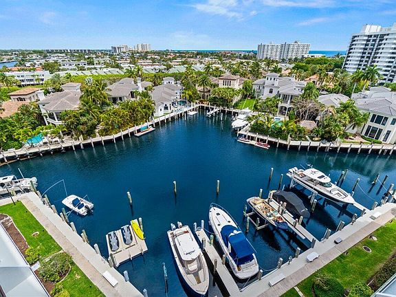3rd image of 4740 S Ocean Boulevard #903