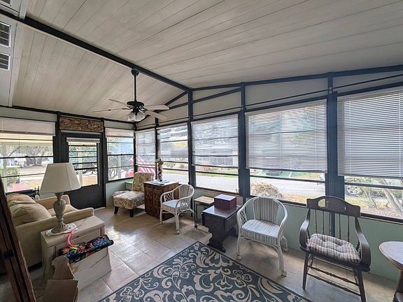 4th image of 5052 Doyle Rd