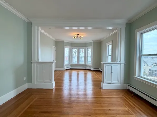 84 Cottage St, Woonsocket, RI