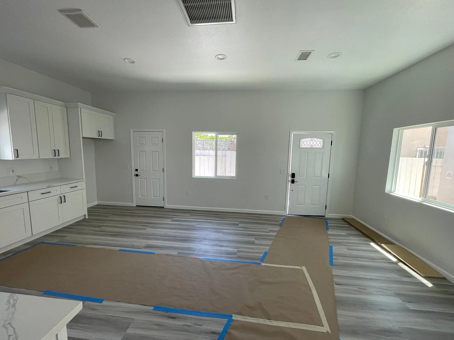 11251 Westonhill Dr — Photo 4