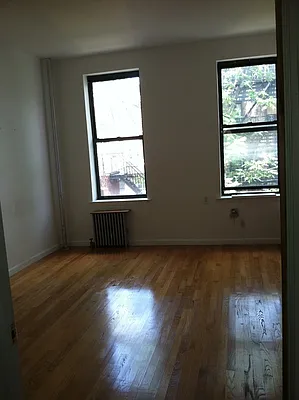 Rented by Kings Court Real Estate | media 29