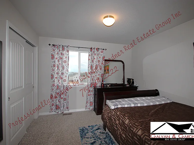 6564 Vedder Dr — Photo 23