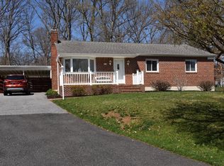 9816 Richlyn Dr, Perry Hall, MD 21128