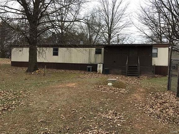 3rd image of 28 Millwood Dr