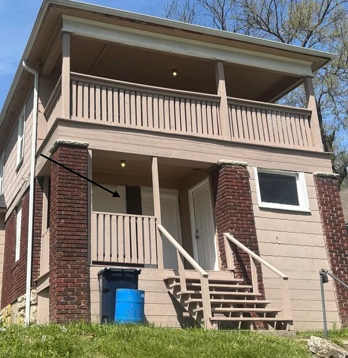 310 Lawndale Ave #1