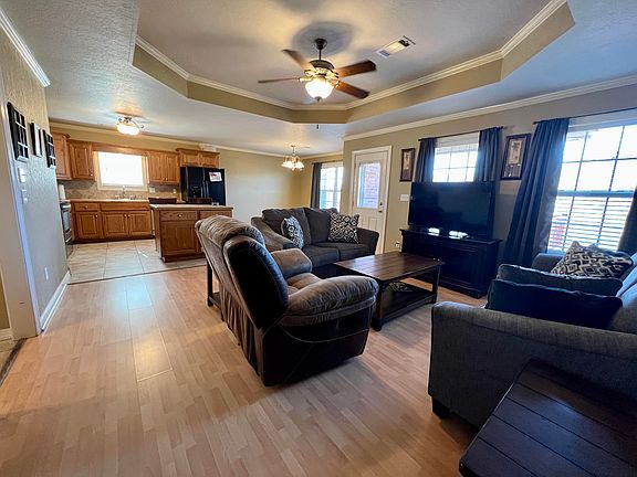 4th image of 206 Heritage Ln