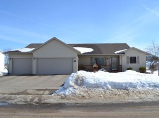 301 Heather Pl, Holmen, WI 54636