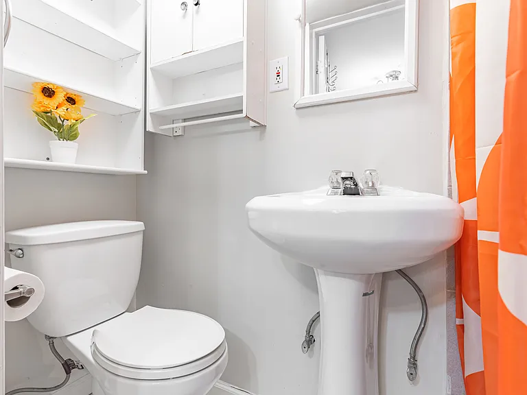 64 Elm Rd #1 — Photo 9