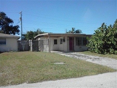 2nd image of 12014 106th St