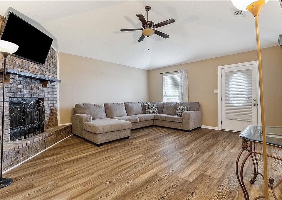 2708 Shannon Dr, Violet, LA 70092 | Zillow