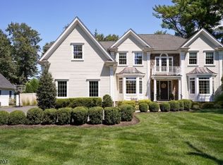 372 Shunpike Rd, Chatham, NJ 07928