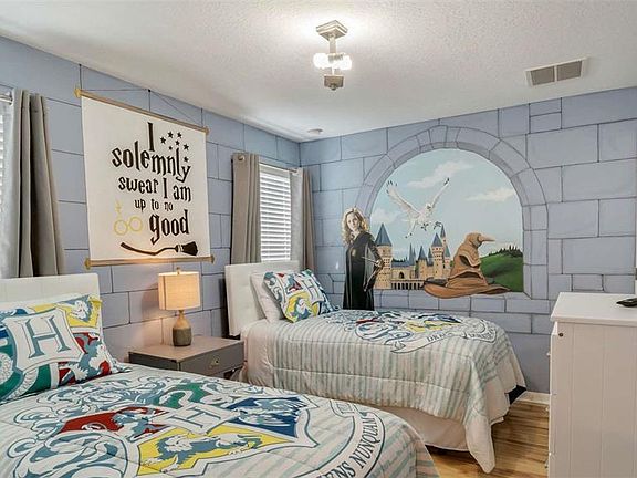 5th image of 430 LAS FUENTES DRIVE