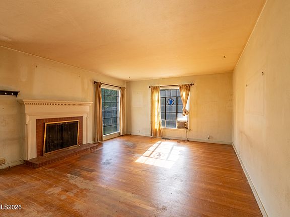 2nd image of 527 Marsh Ave