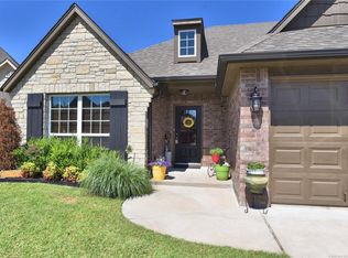 2828 N Ironwood Ct, Broken Arrow, OK 74012
