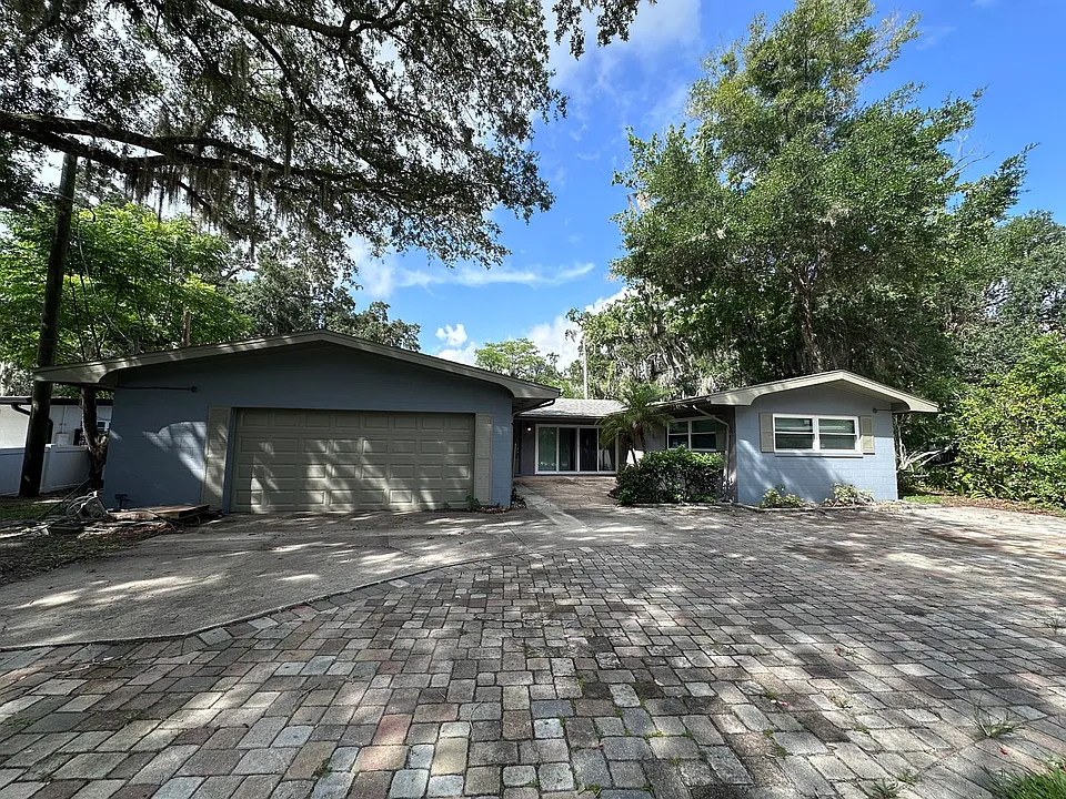 5400 Lake Jessamine Dr