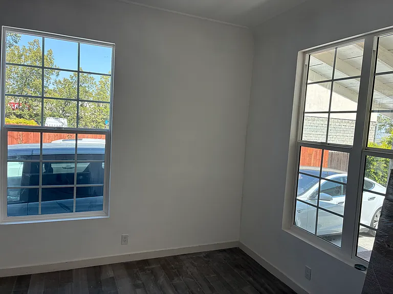 3223A E Colorado Blvd — Photo 25