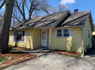 7418 Cedar Dr, Wonder Lake, IL