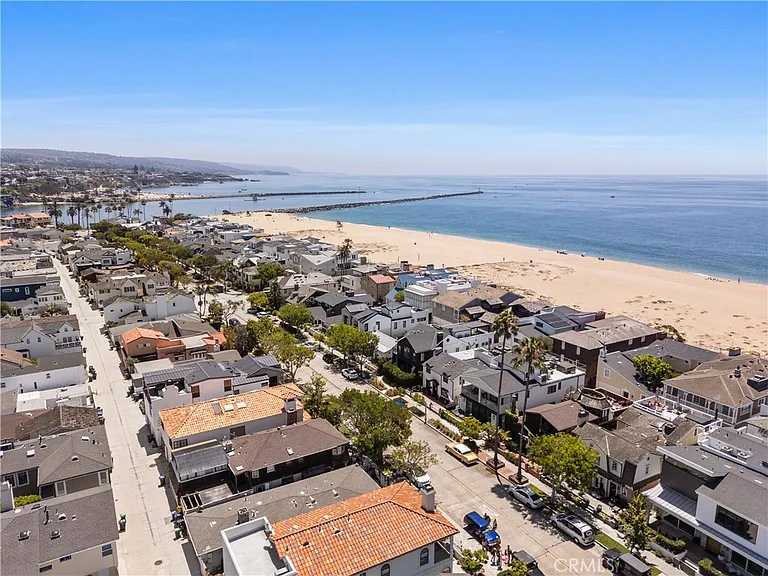 2037 E Ocean Blvd — Photo 57