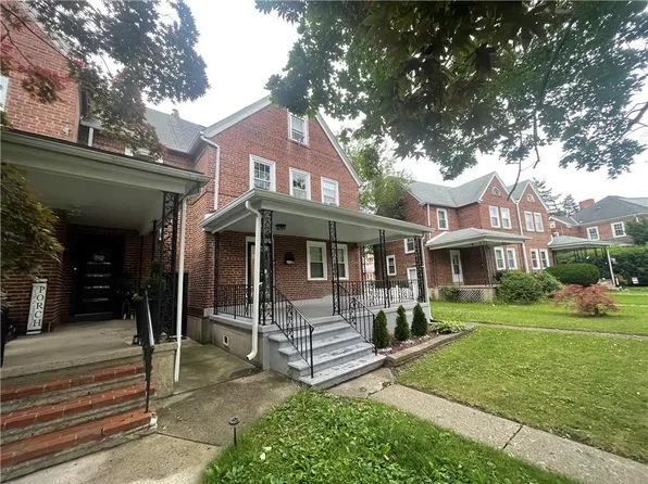 919 Cayuga St, Bethlehem, PA 18017