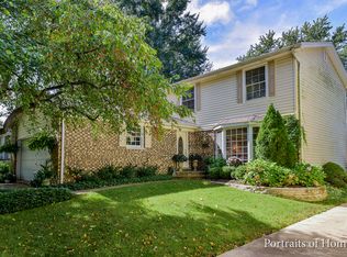 108 N Lambert Rd, Glen Ellyn, IL 60137