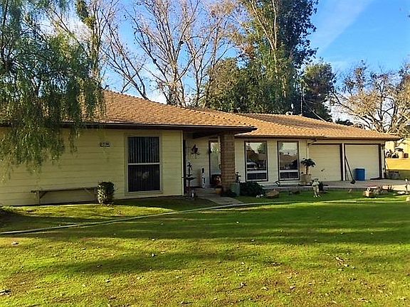 2nd image of 17766 Bedford Dr
