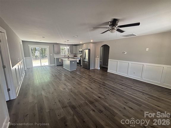 2nd image of 2251 Richland Ave
