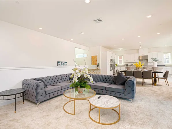 136 Sentosa, Irvine, CA