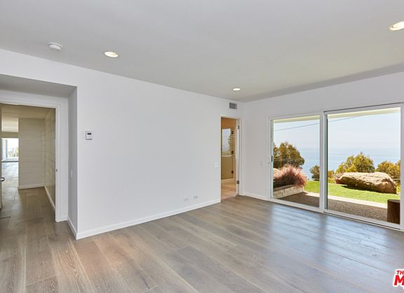 4th image of 20693 Big Rock Dr