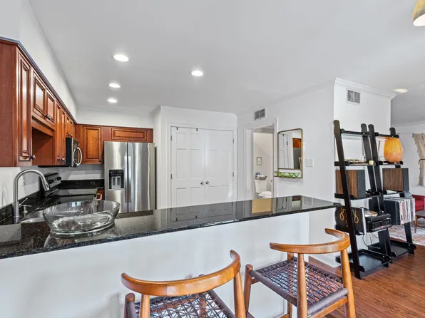 1672 Central Ave #A, Memphis, TN 38104