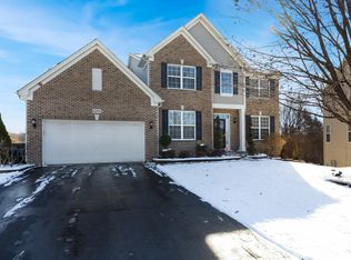 6055 Russell Dr, Hoffman Estates, IL 60192