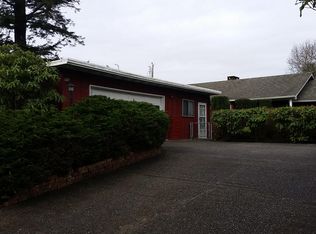 990 Tower St, North Bend, OR 97459