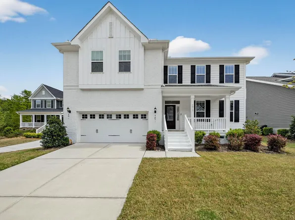 1013 Blackpool Ct, Apex, NC 27502