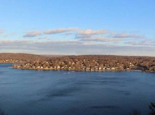 12 Hemlock Trl, New Fairfield, CT 06812