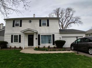 264 E Taylor Rd, Lombard, IL 60148