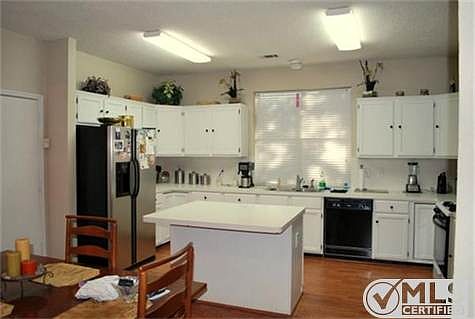 3rd image of 7309 Harbor Dr